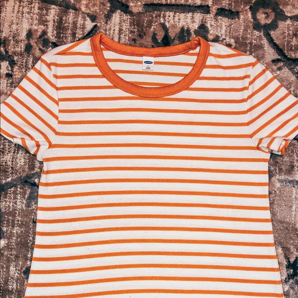 Old Navy T Shirt
